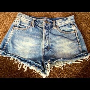 Shorts with shaggy bottoms!